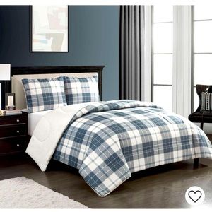 NWT MAINSTAY REVERSIBLE TO SHERPA  3 PC COMFORTER SET FULL/QUEEN